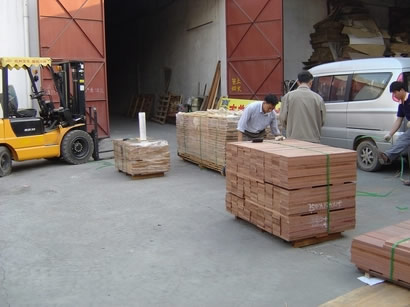 �D����˾��(ch��ng)�� �c(di��n)���ɷŴ�