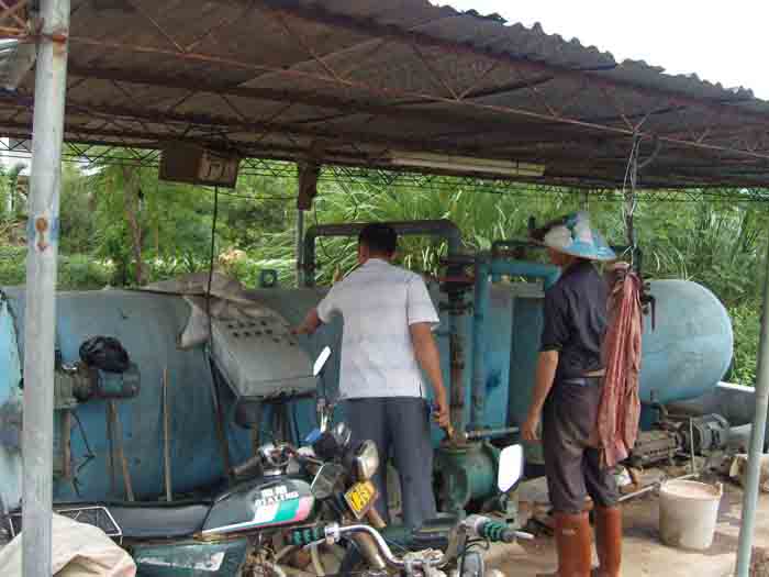 �D������_�S�L��ָ�����ˌ���ľ�M�з��� �c���ɷŴ�