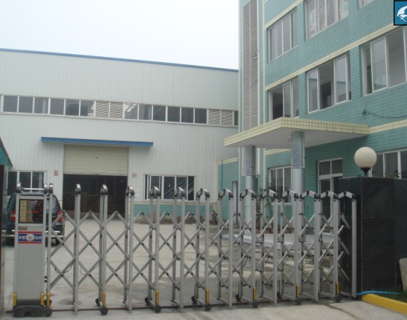 �D���ɶ��е۠�ľ�I(y��)���޹�˾ �c���ɷŴ�