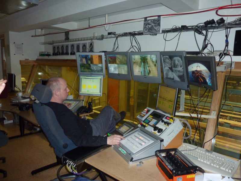 �D��Ӌ��C������ �c���ɷŴ�