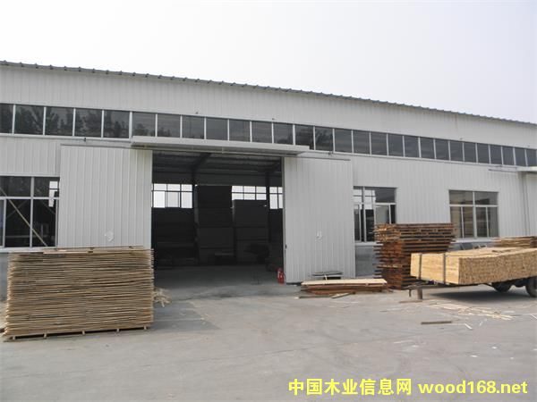 �D����˾�}�� �c���ɷŴ�