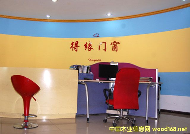 �D�������T���S��-�þ��T�� �c���ɷŴ�