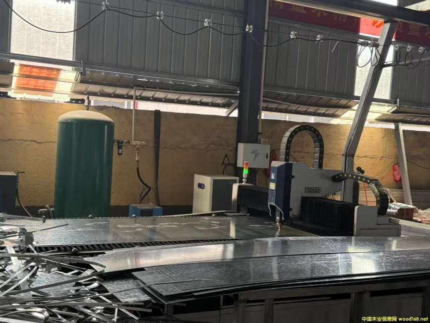 �D�������а�C(j��) �c(di��n)���ɷŴ�