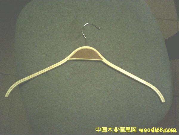 �o�U��Ȼɫ�¼ܵ�Ԕ����B