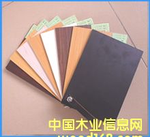 ���ܶȸ��ܰ��N�����谷ϵ�е�Ԕ����B