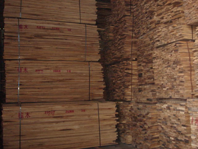 ���a(ch��n)���M(j��n)�ڣ�ľ�ĵ�Ԕ��(x��)��B