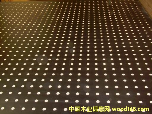 ��ɫ�۰�֬����ľ����