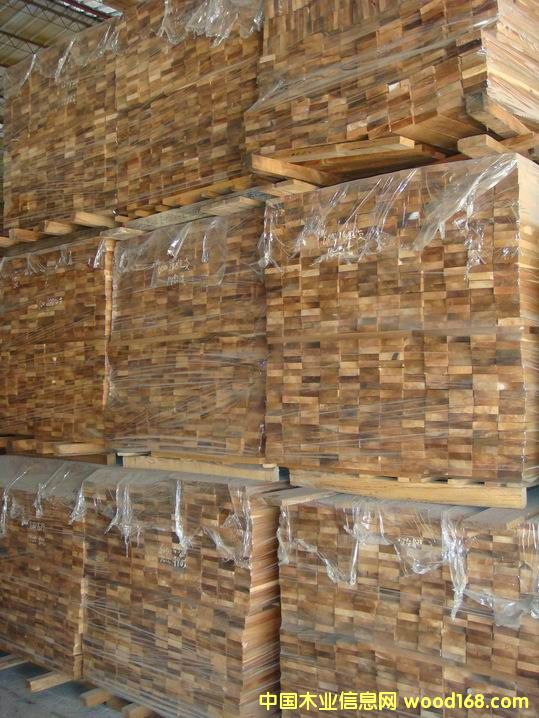 ��˼ľ�غ�(sh��)ľ�ذ����ϵ�Ԕ��(x��)��B