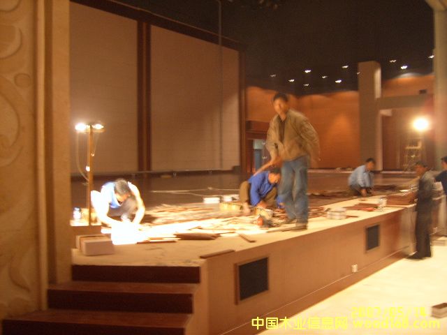 ��(sh��)ľ���_(t��i)�ذ��Ԕ��(x��)��B