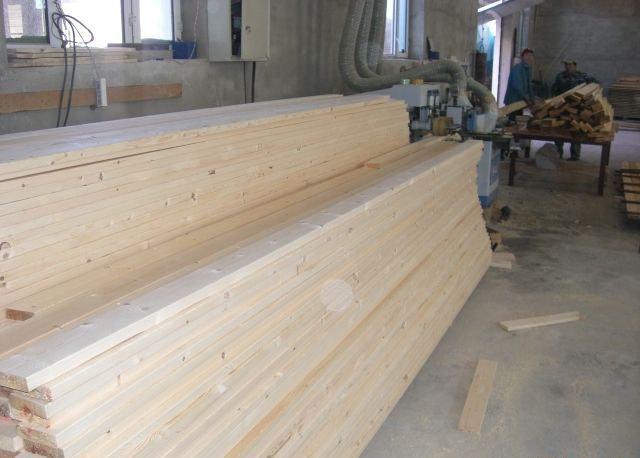 �Ϻ�����ľ����������ľë�ϵ�Ԕ��(x��)��B