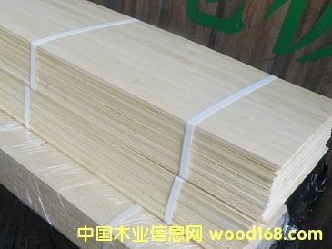 ��ɫƽ�����