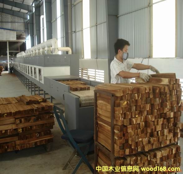 �����ӹ�ľ�ĵ�Ԕ��(x��)��B