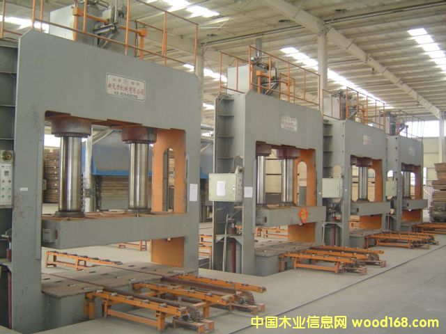 400������ʽ�䉺�C