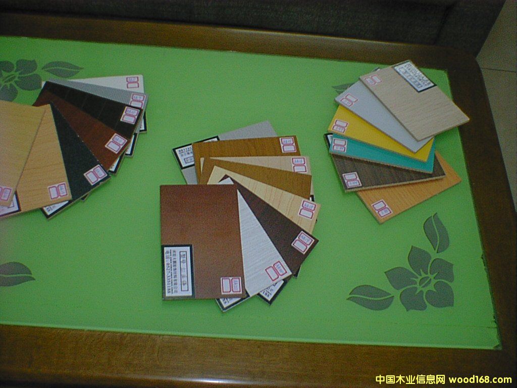 �����谷�N���