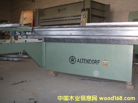 ����������W�Ƕ�3.2�׎��Aб���_(t��i)�