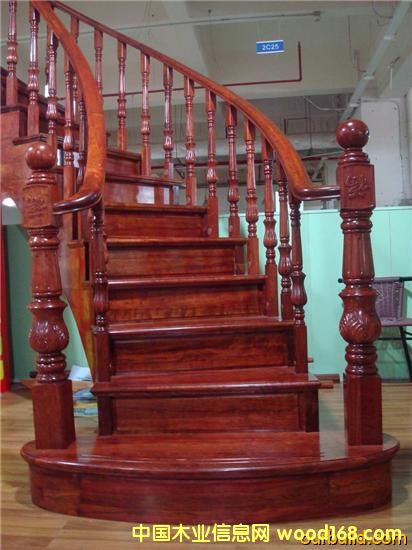 ���ݷ��֣���ľ��