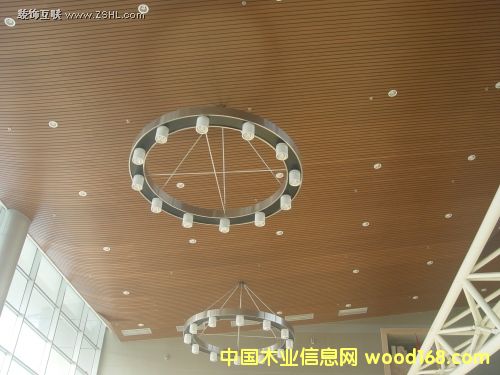 ��ꖾG��ľ�w�F(xi��n)�Gɫ�W�\(y��n)�����ĊW�\(y��n)