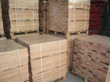 ����(gu��)����ľ�ذ����ϵ�Ԕ��(x��)��B