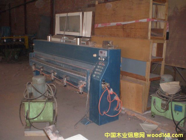 ����Ͱ�߅�C(j��)һ�_(t��i) 