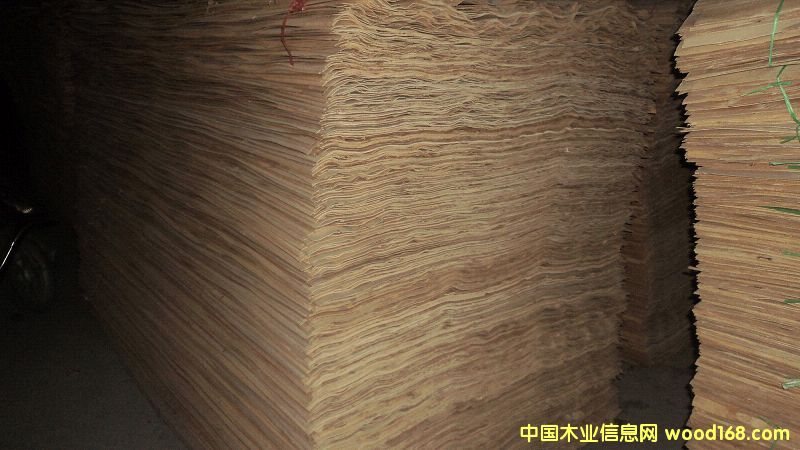 [��] 2013���ľо��/�L�а�/���a(ch��n)�S��*����r*