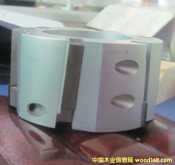 �X�Ͻ���D(zhu��n)�Q��Ƭľ������