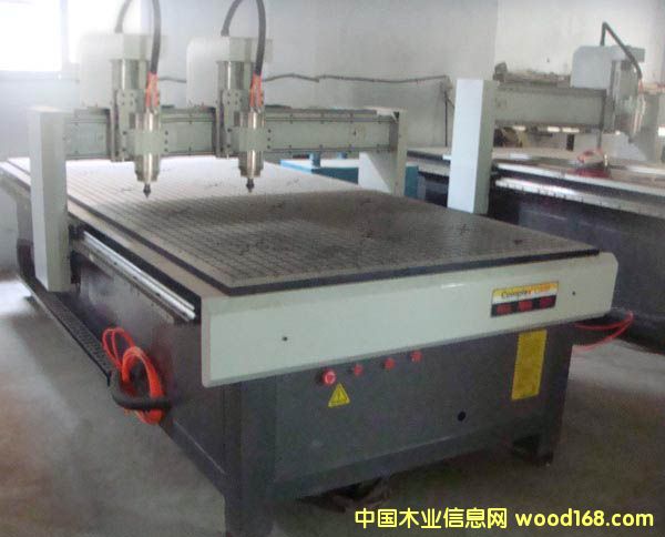 �p�^��Ԕ����B