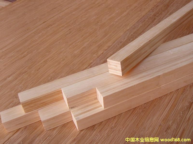 �񷽗l��Ԕ��(x��)��B