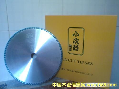 ����(y��ng)�ձ�С�����и�����Ƭ����Ԕ��(x��)��B