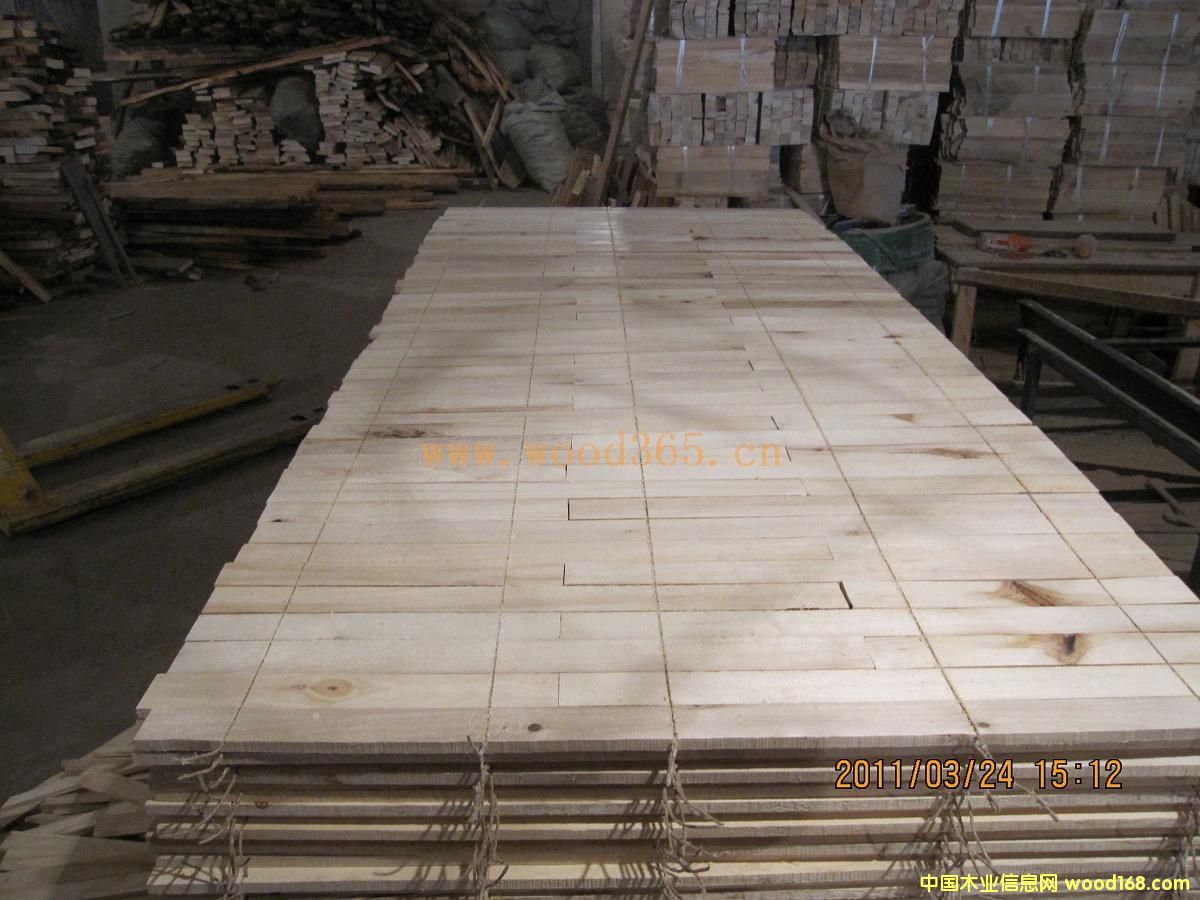 ���ӌ�ľ�ͺϵذ�о�ĵ�Ԕ����B