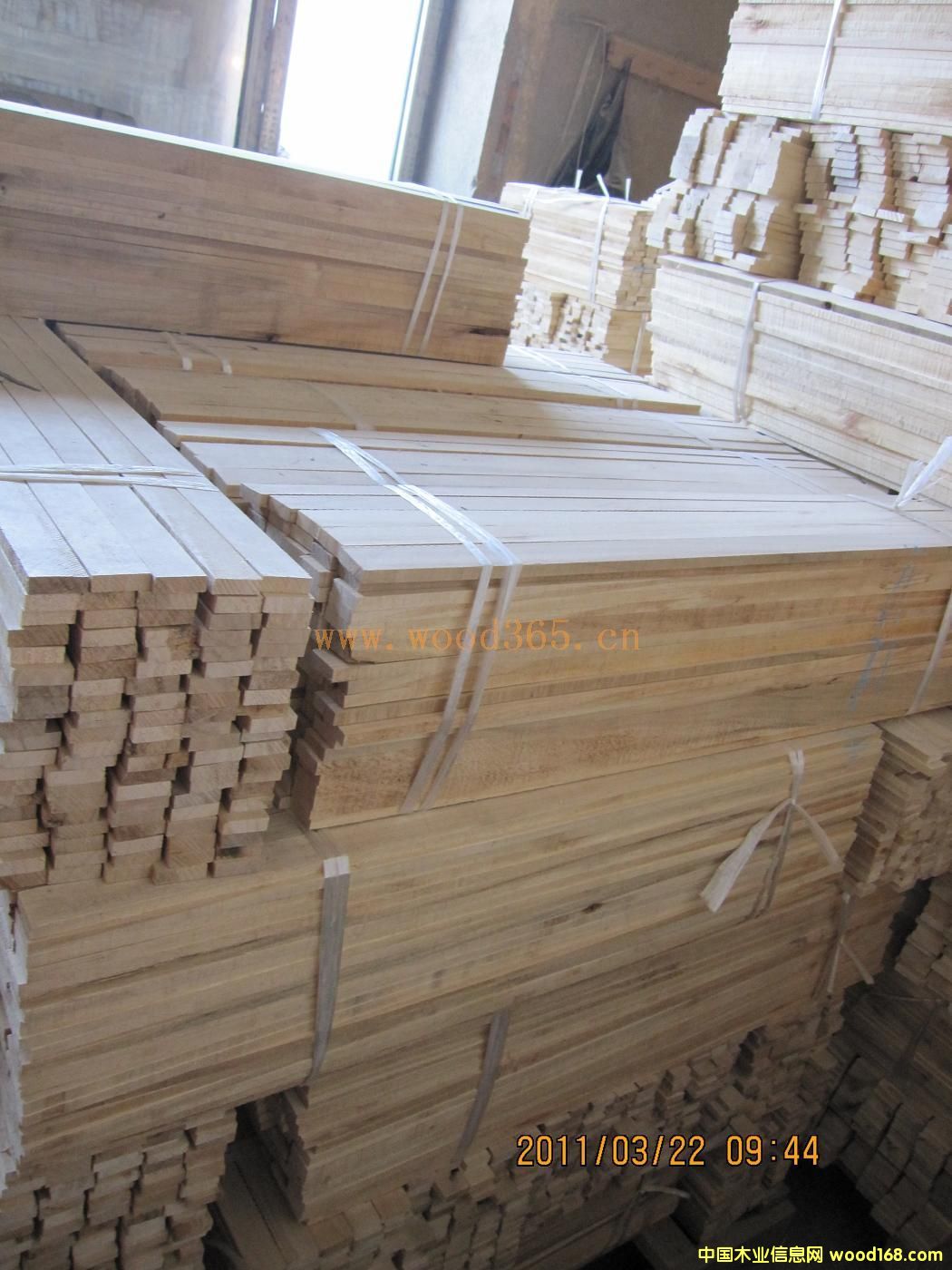 ���ӌ�ľ�ͺϵذ�о�ĵ�Ԕ����B