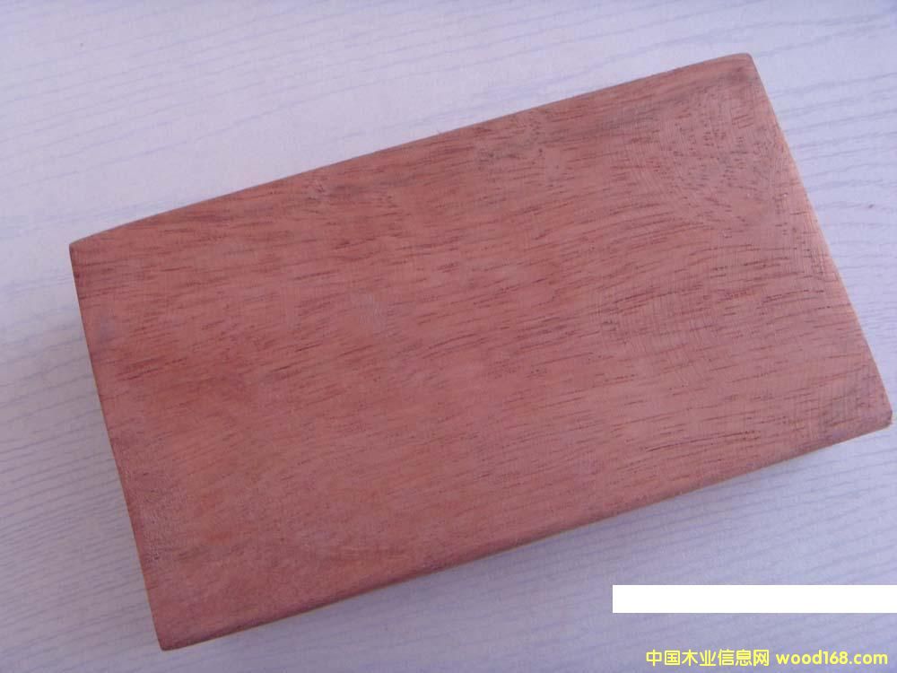 菠蘿格的詳細(xì)介紹