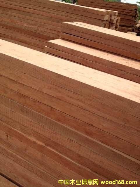 ���޻���ľ