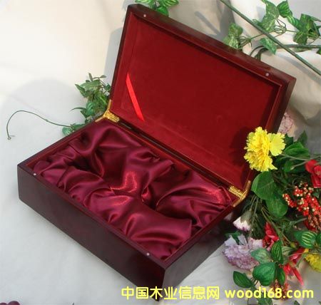 紅酒盒的詳細(xì)介紹