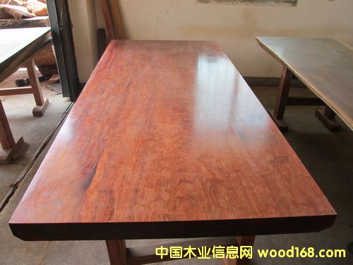 巴花大板的詳細(xì)介紹