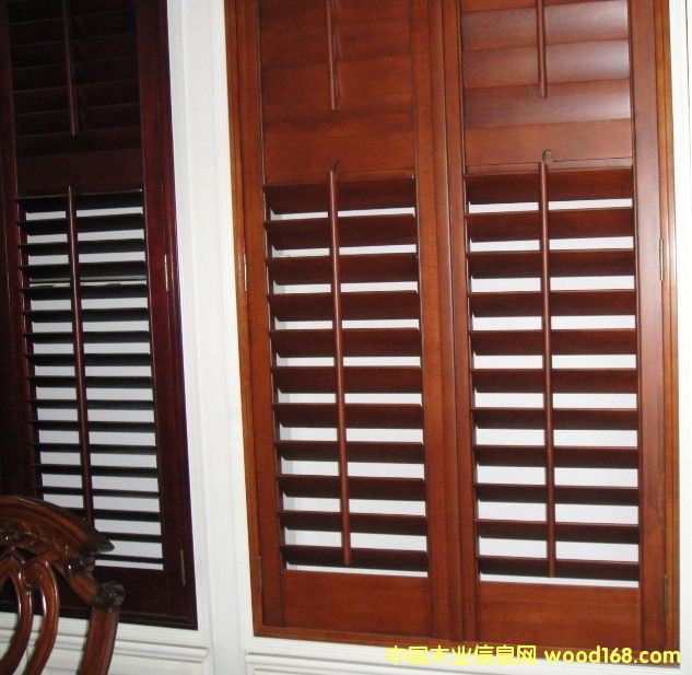 ��ľ���~�� ľ�|(zh��)͸�ⴰ