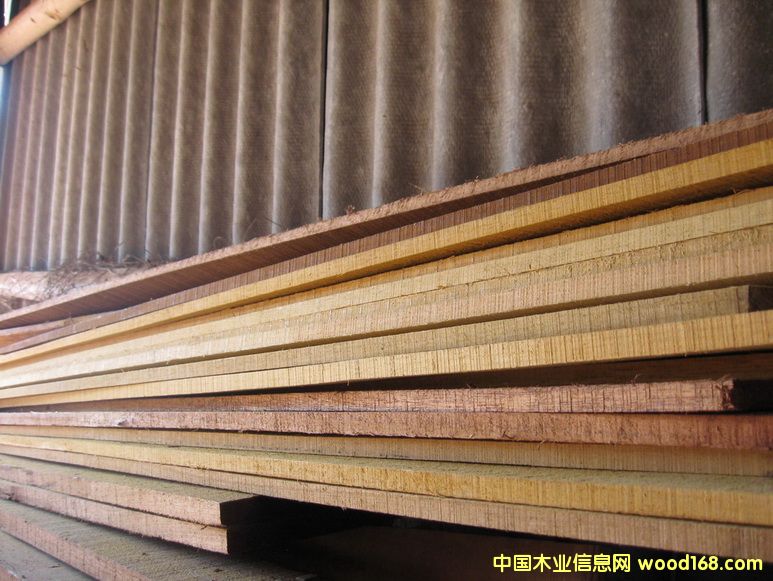 ���}���T����Ԕ����B