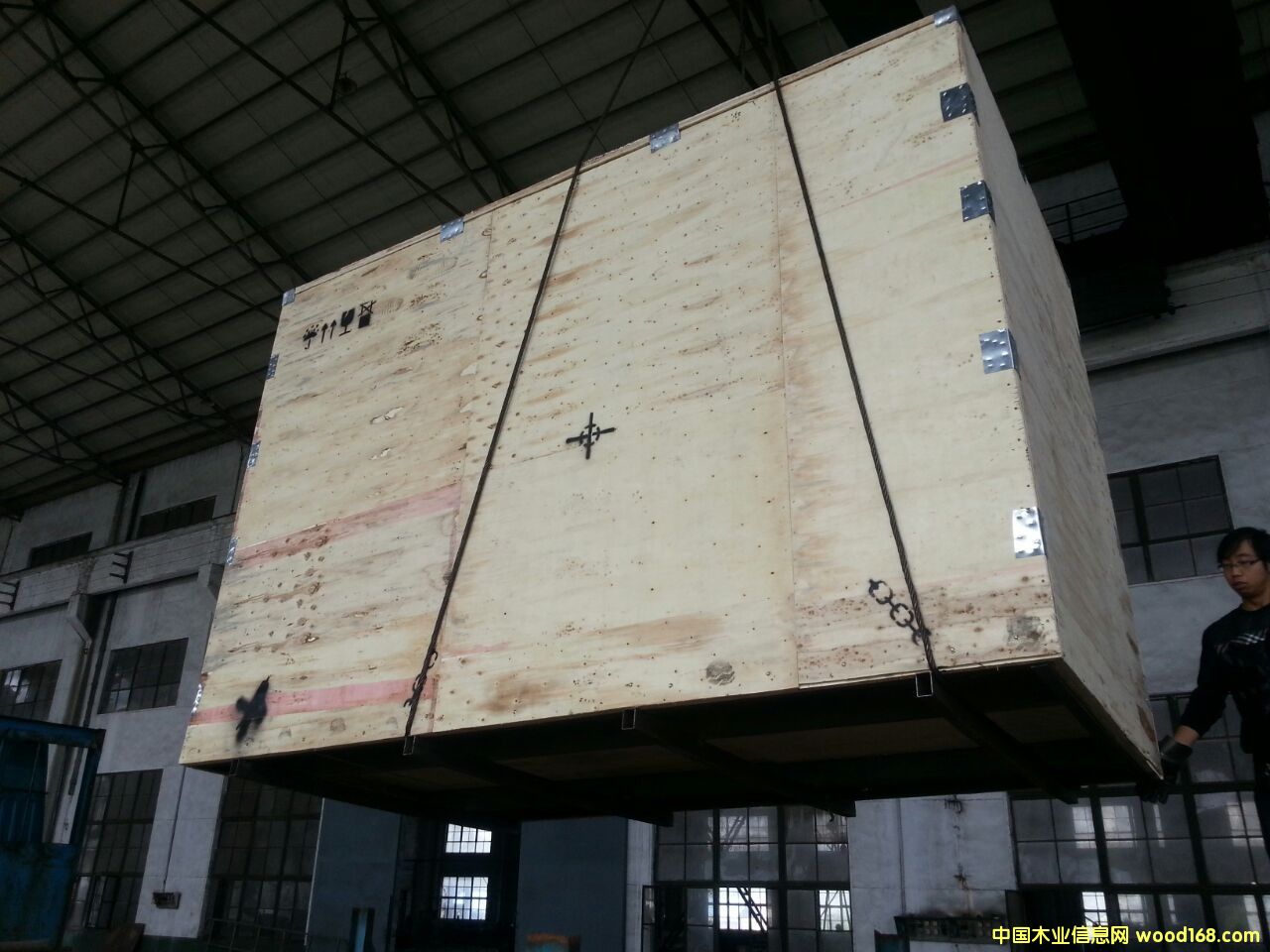 ���ڰ��b��ľ���Ԕ��(x��)��B