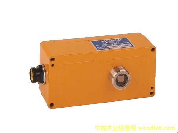 [��] ����Clarks�����ھ���̽�y��