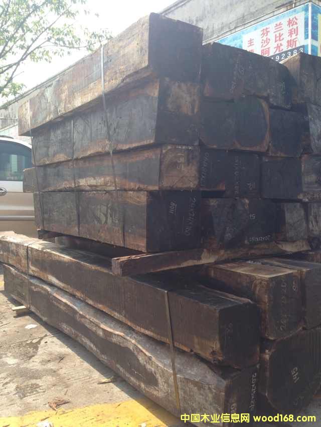 闊葉黃檀的詳細(xì)介紹