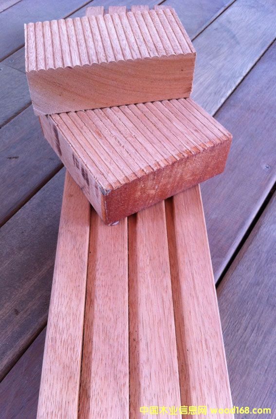 �̈́�ľ����ľ