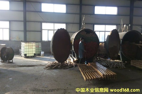 ���zľ����Ư�ׄ�