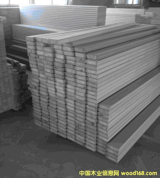 組裝門邊的詳細(xì)介紹