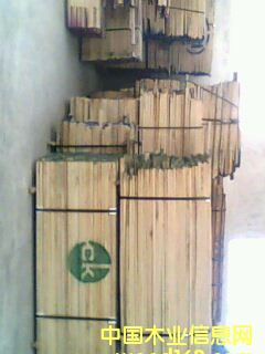 �t�𣬰�Ϟ?z��i)�����ľ��Ԕ�?x��)��B