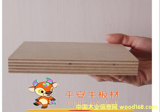 12����Ӱ壬�����z�ϰ���ƽ��ţ�Ƶ�Ҿ߰�ĵ�Ԕ��(x��)��B