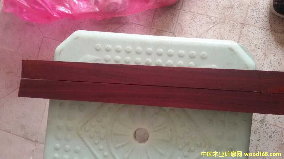 ����С�~��̴ľ�� ������