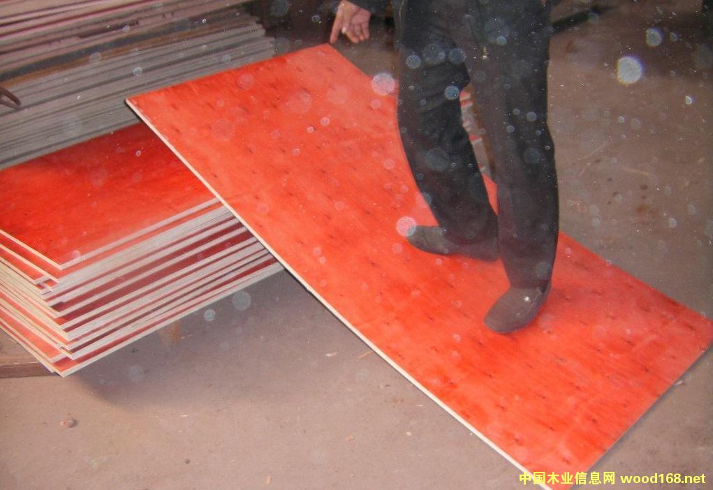 �����ľ����ģ�岻�²�