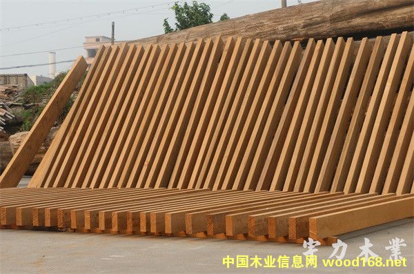 ������ľ���ϵ�Ԕ����B