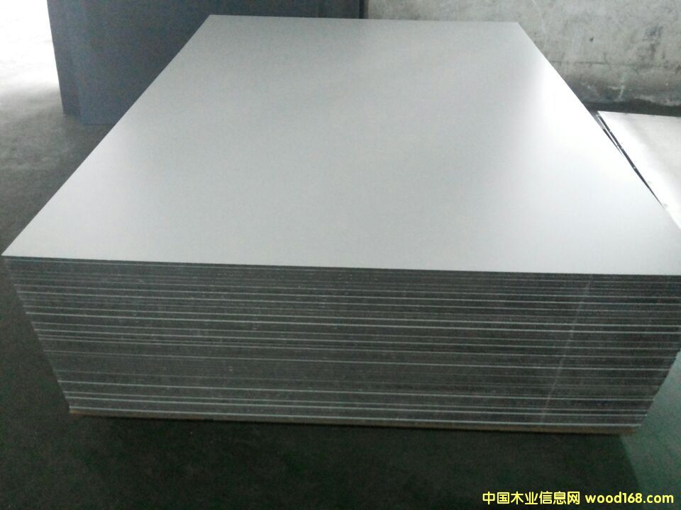 ��������������ɫ��Ԕ����B