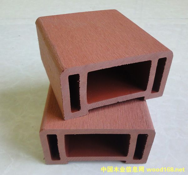 ��ľ����