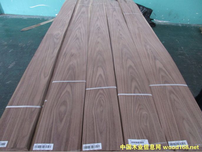 �ں���ɽ�y��ȻľƤ��Ԕ��(x��)��B